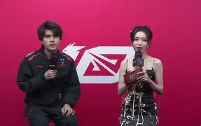 JackeyLove意外战胜独行侠，最后时刻胜出引爆全场！的简单介绍