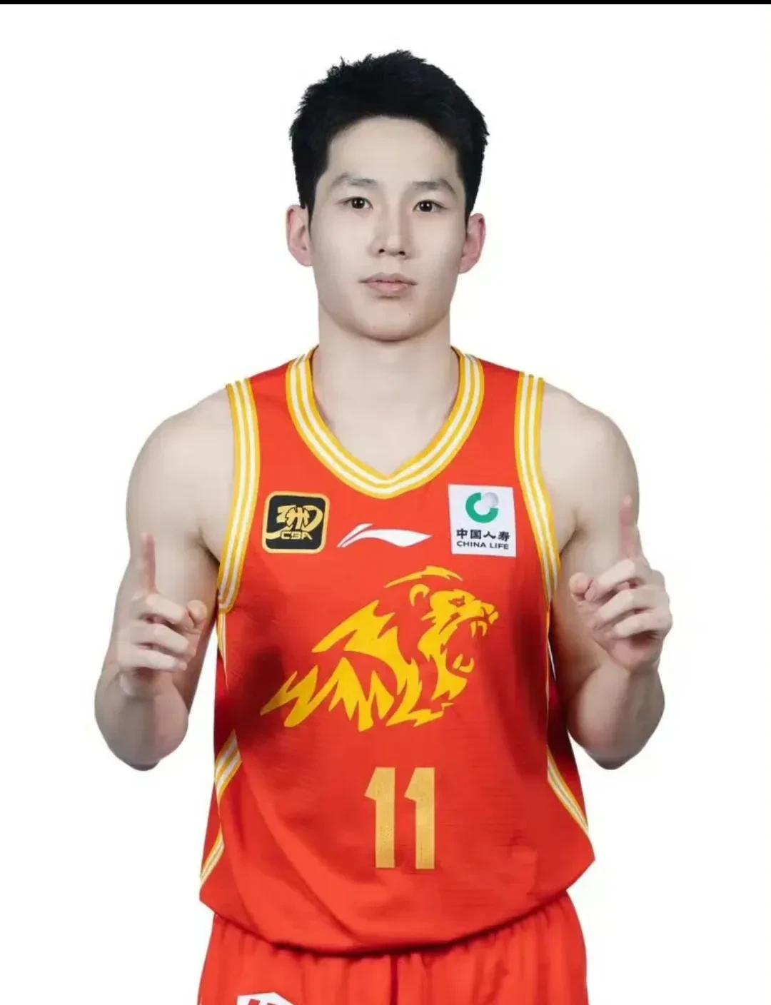 开云娱乐官网 -关于CBA常规赛赛前走向成谜,深圳男篮官宣签约,引发热议,控场能力成焦点的信息