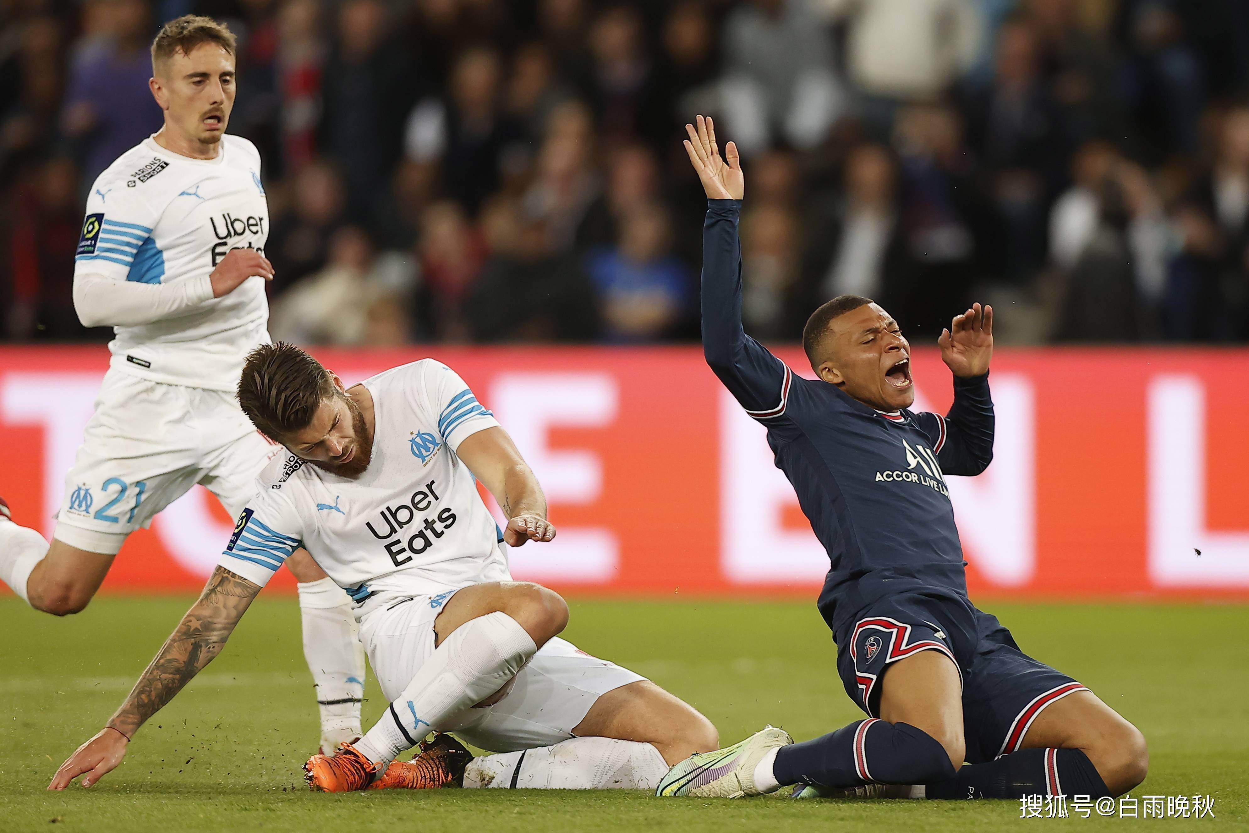 包含法甲倒计时,巴黎圣日耳曼清晨复出首秀,细节引发关注,更衣室稳定,球队文化再被提及的词条 包含法甲倒计时,巴黎圣日耳曼清晨复出首秀,细节引发关注,更衣室稳定,球队文化再被提及的词条