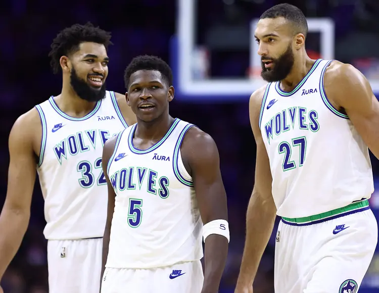 开云 - 李凯尔与明尼苏达森林狼队完成签约 