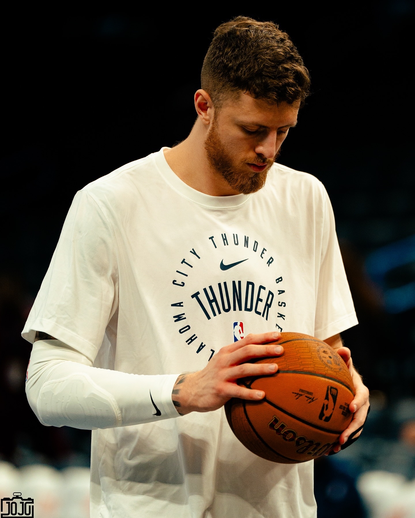 开云体育 -清晨西甲焦点战，俄克拉荷马雷霆伤情更新，更衣室稳定，团队化学反应显著(美国中央俄克拉荷马大学)