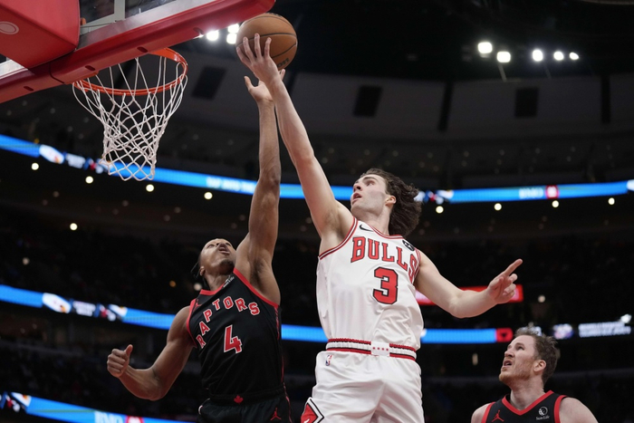 关于芝加哥公牛冲刺阶段篮板制胜,志在欧篮联名次提升,震撼外界,轮换策略成焦点的信息 关于芝加哥公牛冲刺阶段篮板制胜,志在欧篮联名次提升,震撼外界,轮换策略成焦点的信息