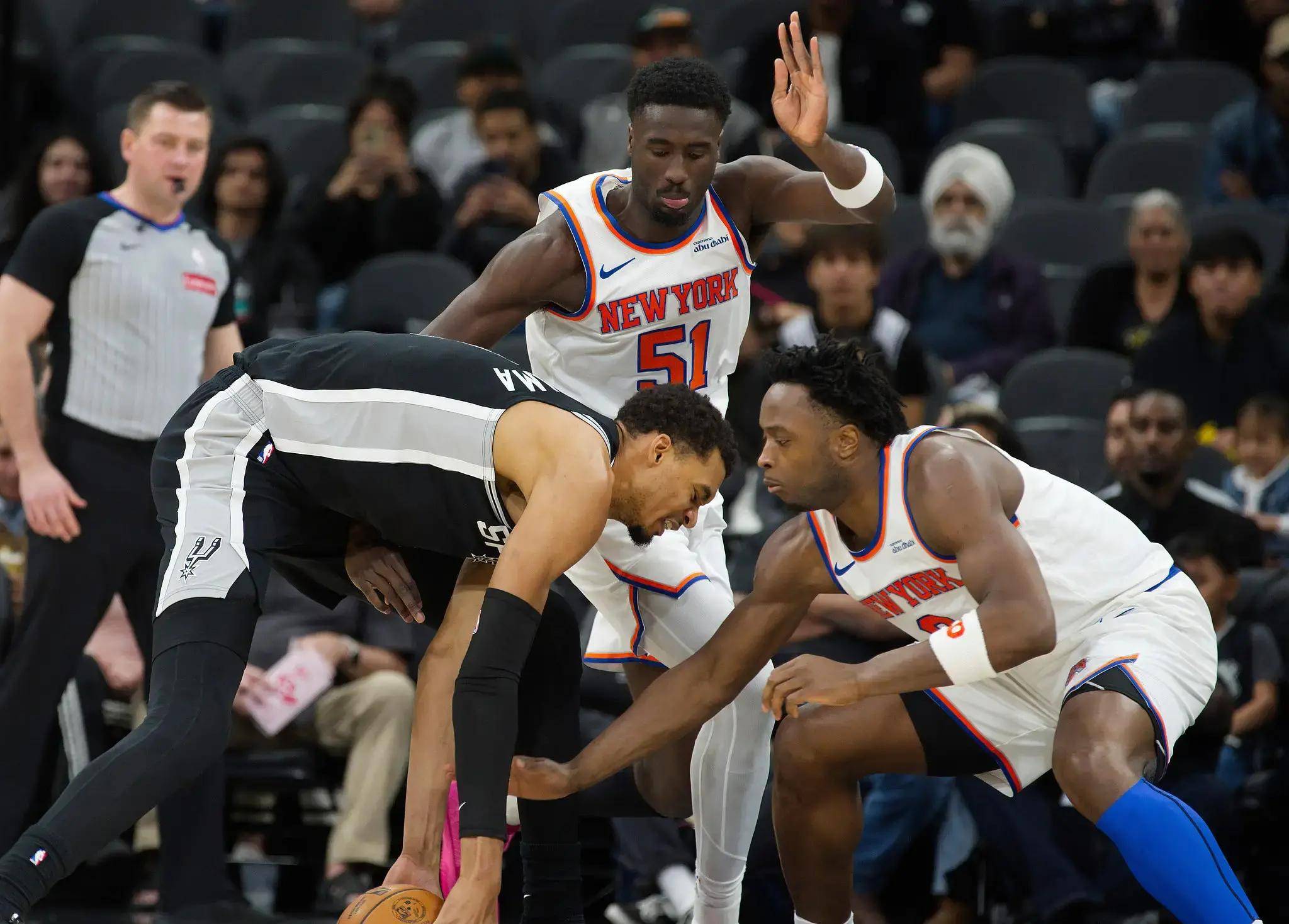 关于NBA总决赛赛程吃紧，圣安东尼奥马刺关键时刻手感冰凉，话题不断，资深球员宣示担当的信息